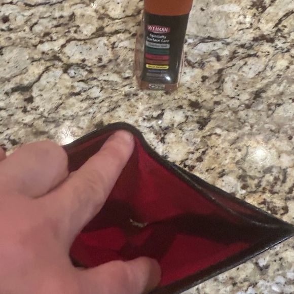 GUCCI Gold G Logo Bi-fold Leather Wallet Italy - Picture 10 of 12